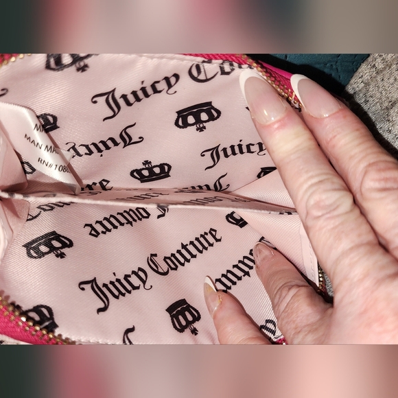 Juicy Couture Pink Wallet - Picture 7 of 9